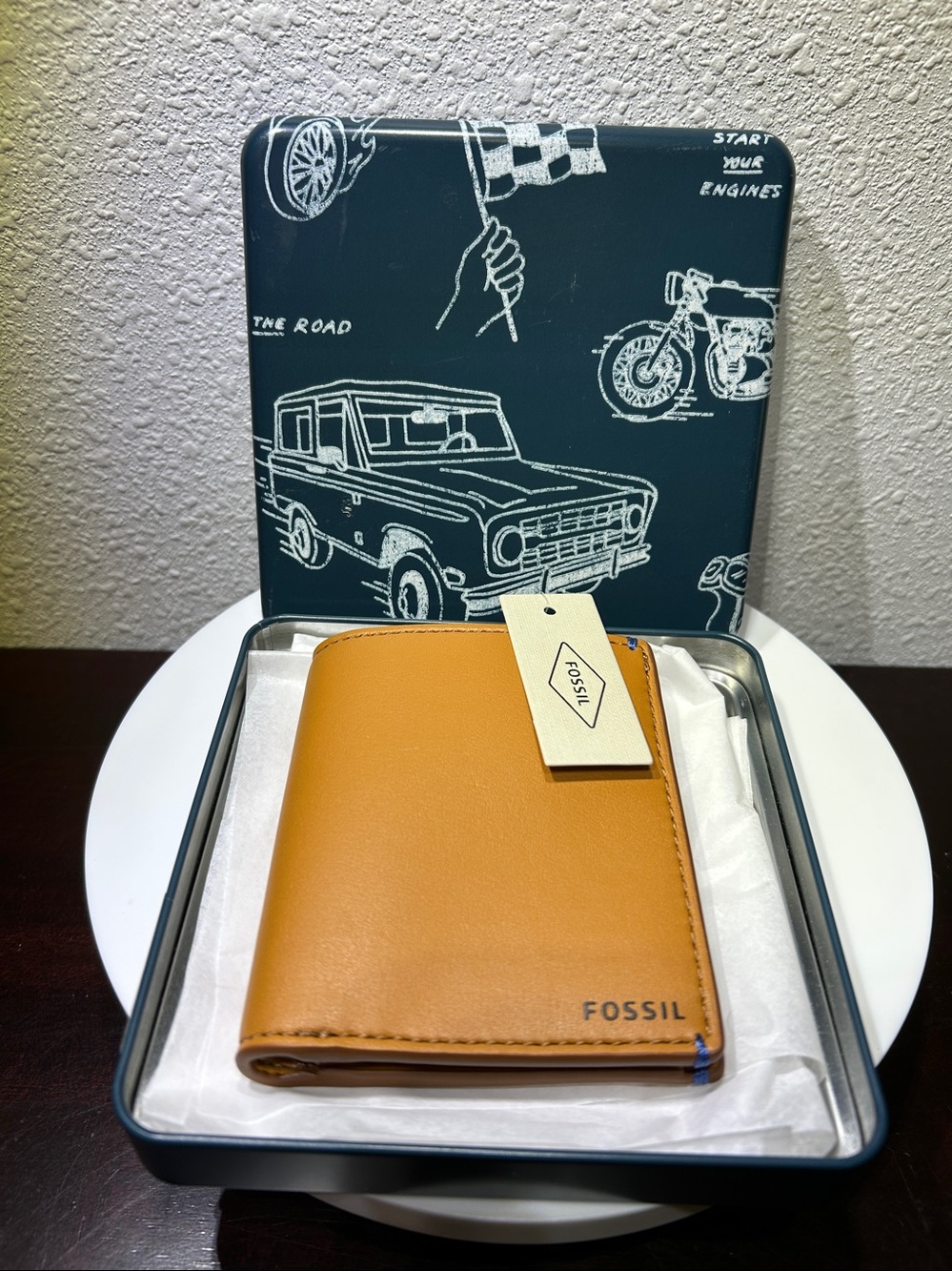 NWT Fossil Joshua Vegan Cactus Bifold Wallet in Tan